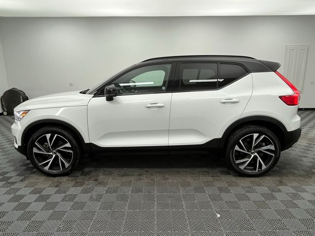 2019 Volvo XC40 R-Design