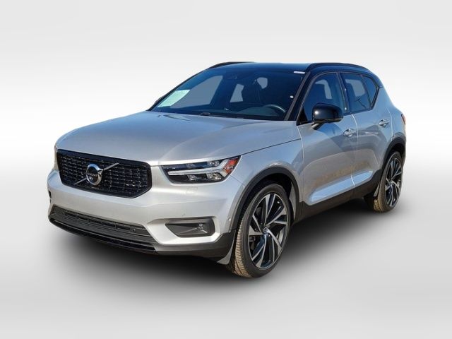 2019 Volvo XC40 R-Design