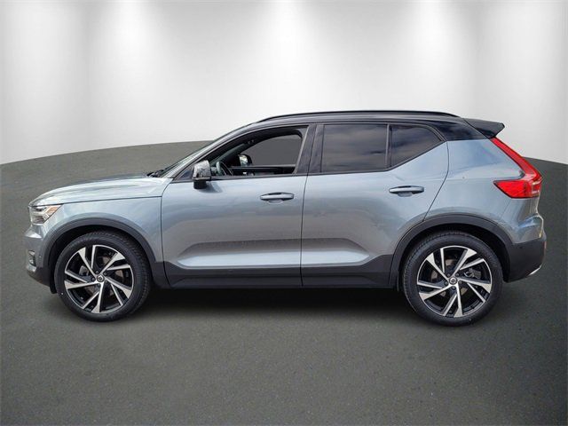 2019 Volvo XC40 R-Design