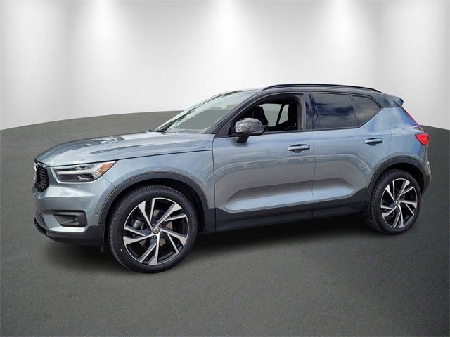 2019 Volvo XC40 R-Design