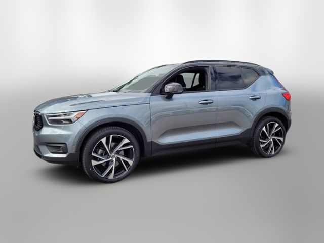 2019 Volvo XC40 R-Design