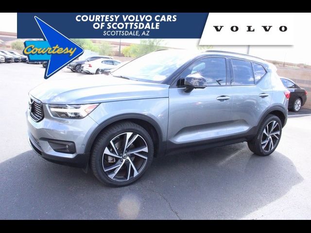 2019 Volvo XC40 R-Design