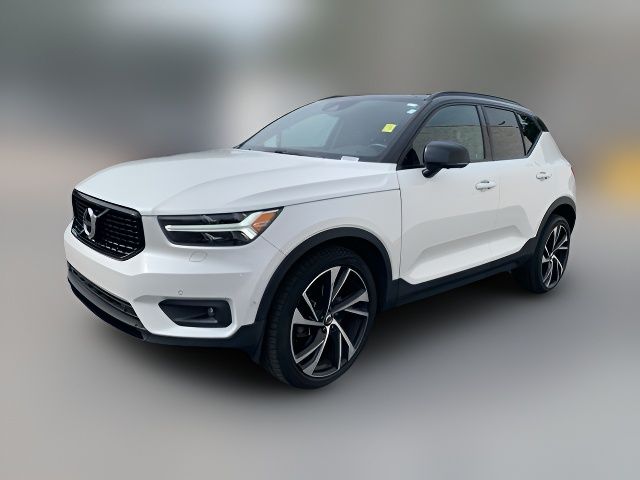 2019 Volvo XC40 R-Design