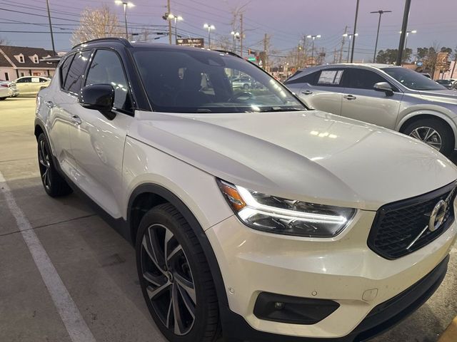 2019 Volvo XC40 R-Design