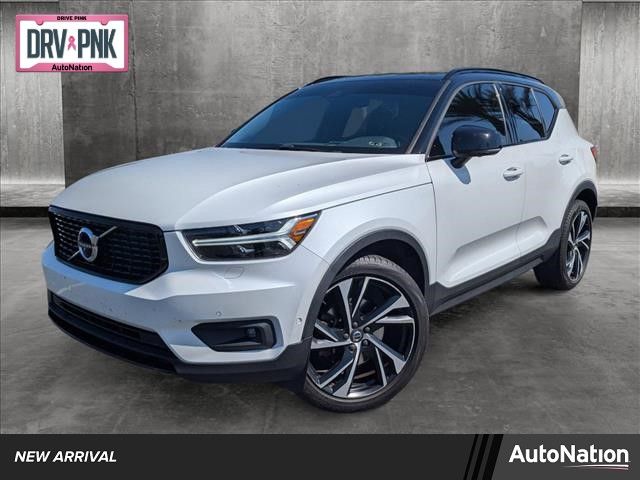 2019 Volvo XC40 R-Design