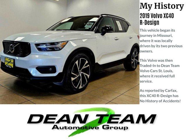 2019 Volvo XC40 Momentum