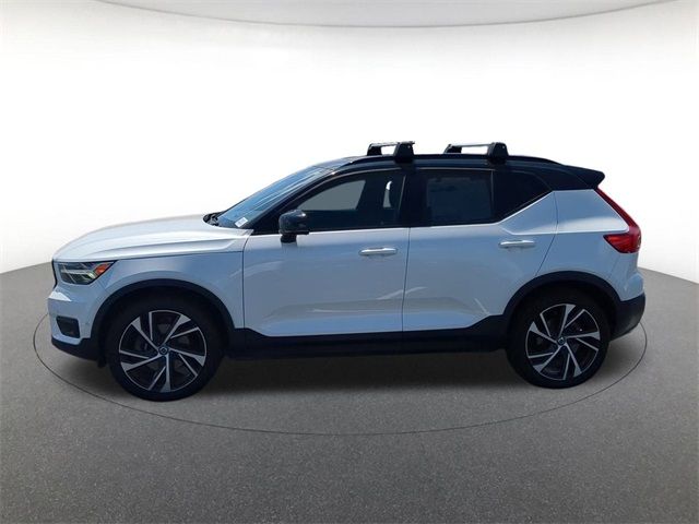 2019 Volvo XC40 R-Design