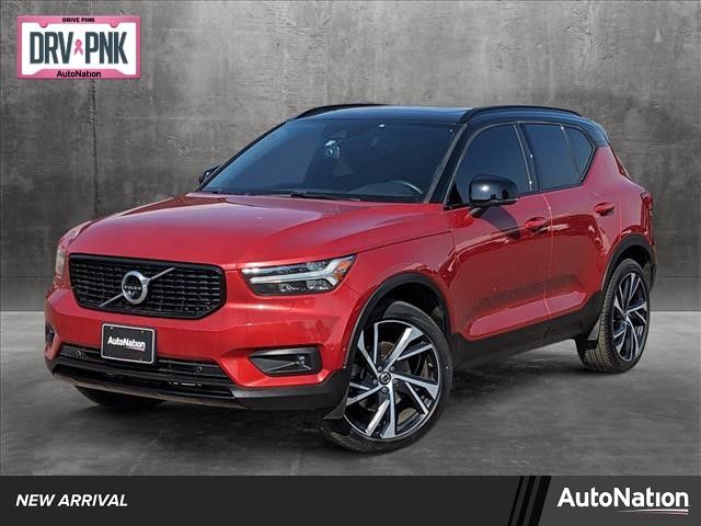 2019 Volvo XC40 R-Design