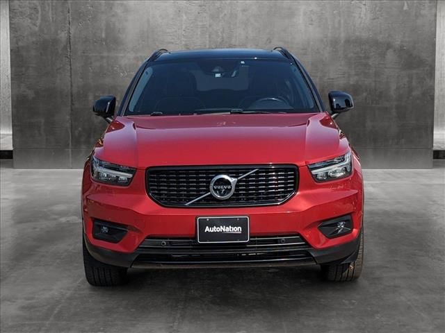 2019 Volvo XC40 R-Design