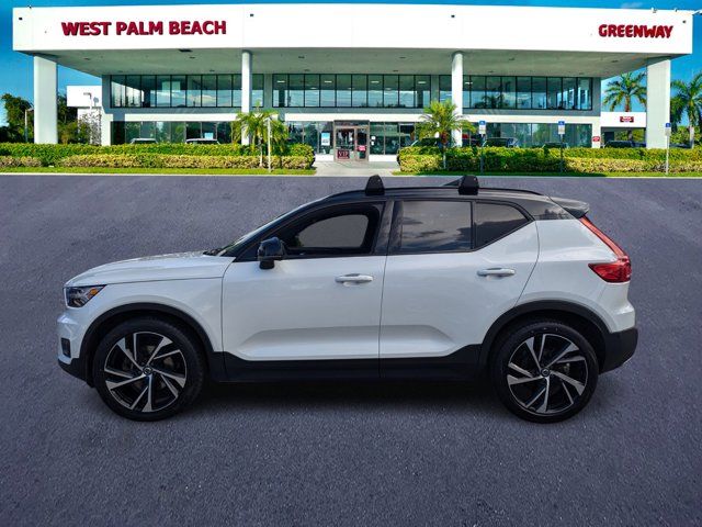 2019 Volvo XC40 R-Design