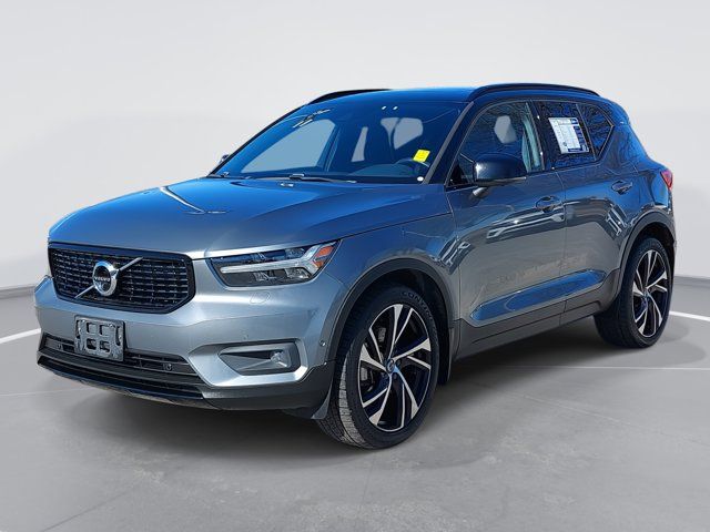 2019 Volvo XC40 R-Design