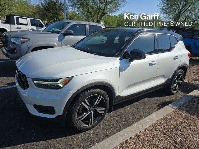 2019 Volvo XC40 R-Design