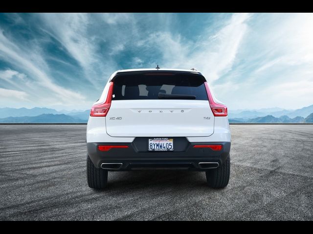 2019 Volvo XC40 R-Design