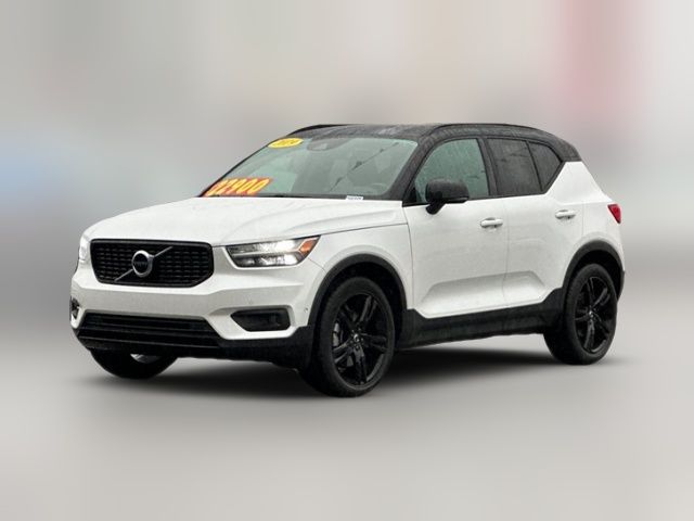 2019 Volvo XC40 R-Design