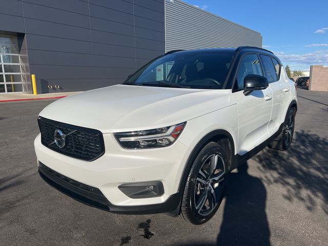 2019 Volvo XC40 R-Design