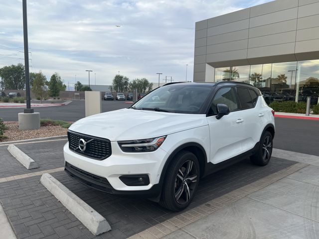 2019 Volvo XC40 R-Design