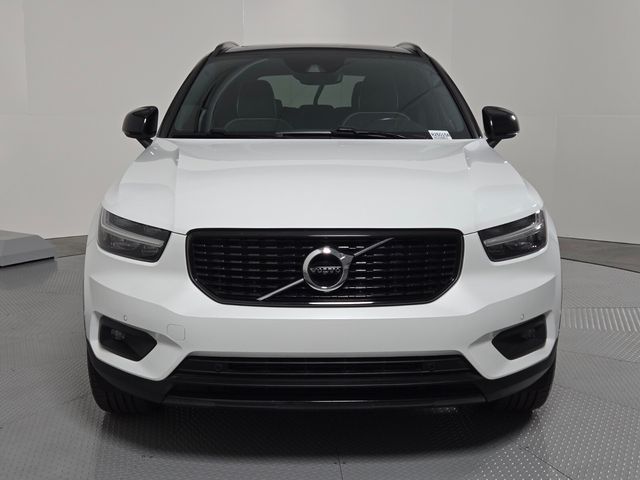 2019 Volvo XC40 R-Design