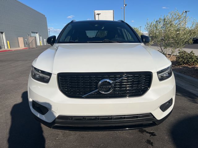 2019 Volvo XC40 R-Design