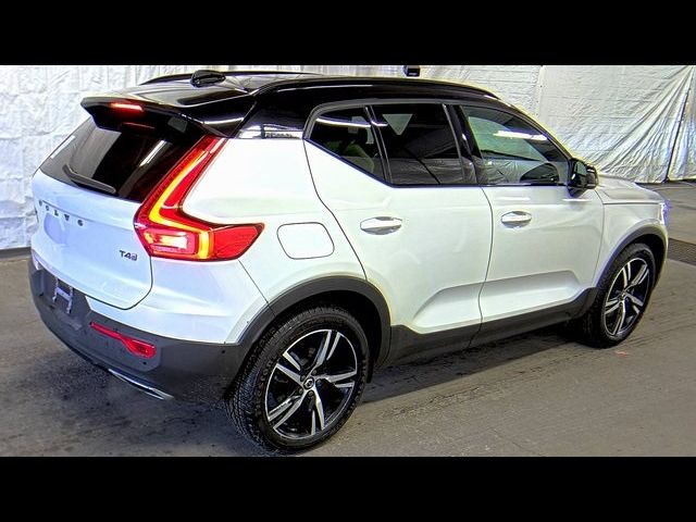 2019 Volvo XC40 R-Design