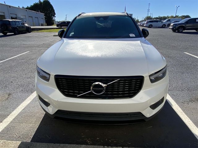 2019 Volvo XC40 R-Design