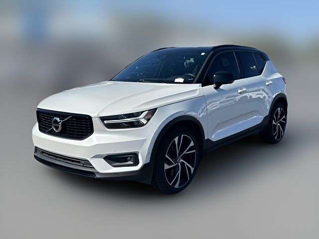 2019 Volvo XC40 R-Design