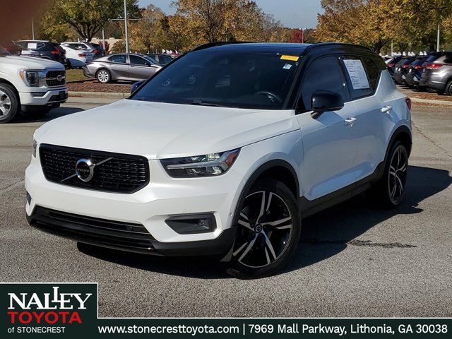 2019 Volvo XC40 R-Design