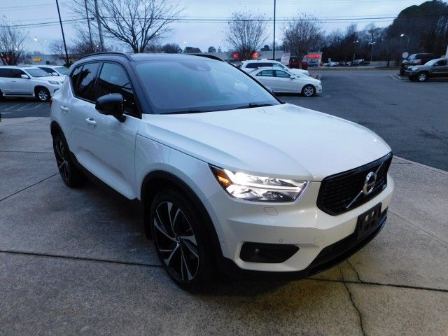 2019 Volvo XC40 R-Design