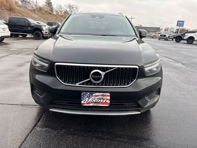 2019 Volvo XC40 Momentum