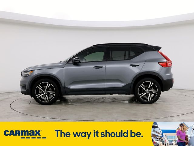 2019 Volvo XC40 R-Design