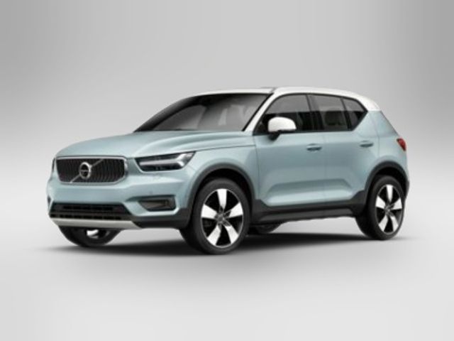 2019 Volvo XC40 Momentum