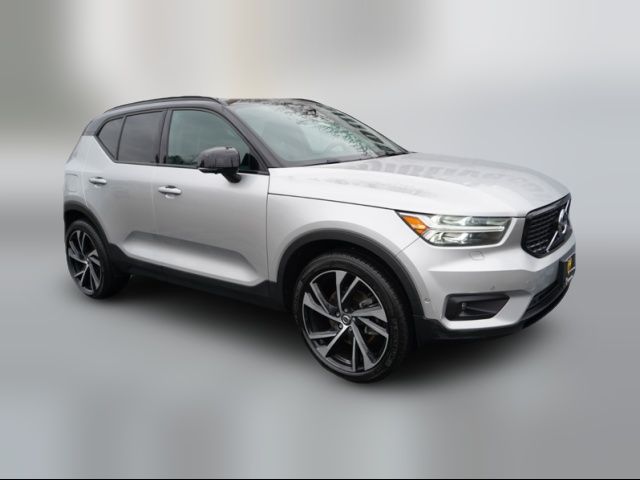 2019 Volvo XC40 R-Design