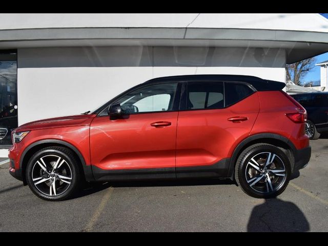 2019 Volvo XC40 R-Design