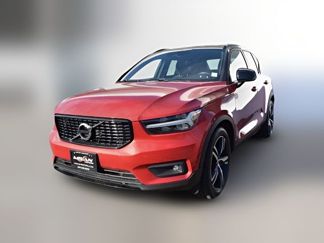 2019 Volvo XC40 R-Design