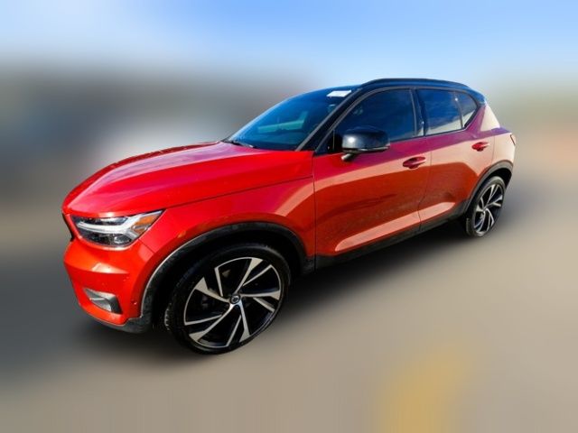 2019 Volvo XC40 R-Design