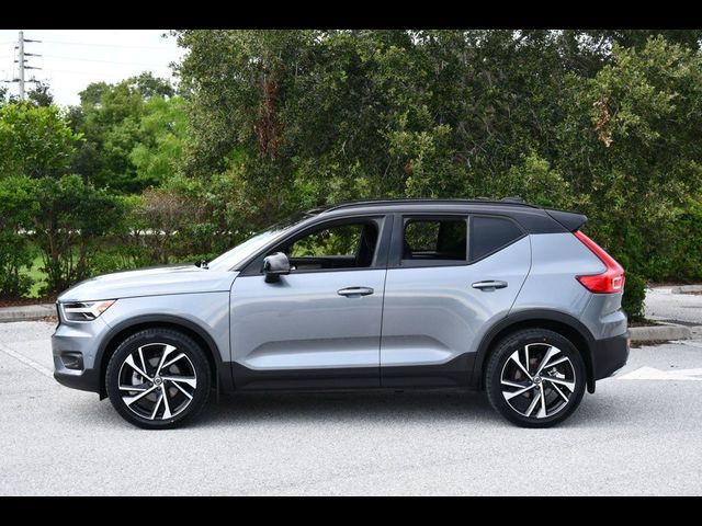 2019 Volvo XC40 R-Design