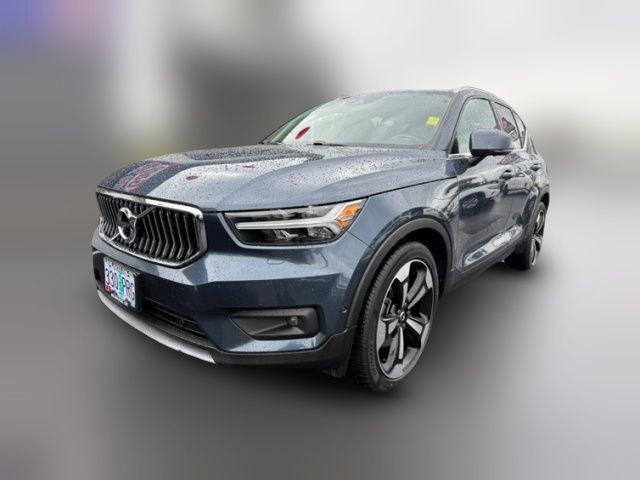 2019 Volvo XC40 Inscription