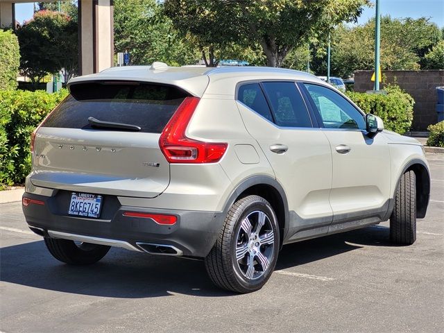 2019 Volvo XC40 Inscription