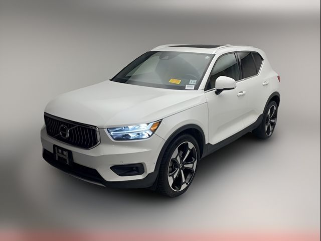 2019 Volvo XC40 Inscription