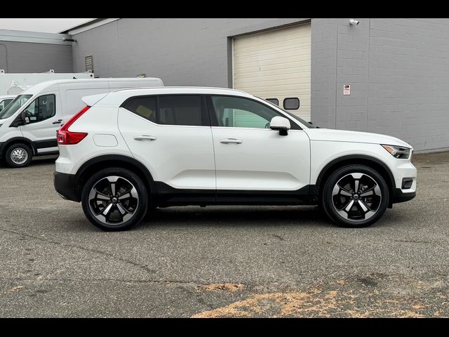 2019 Volvo XC40 Inscription