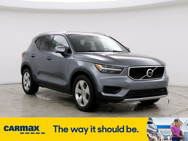 2019 Volvo XC40 Momentum