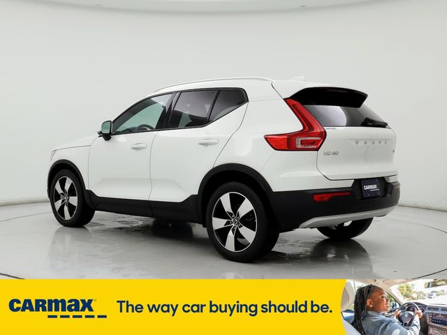 2019 Volvo XC40 Momentum