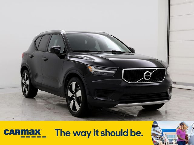 2019 Volvo XC40 Momentum