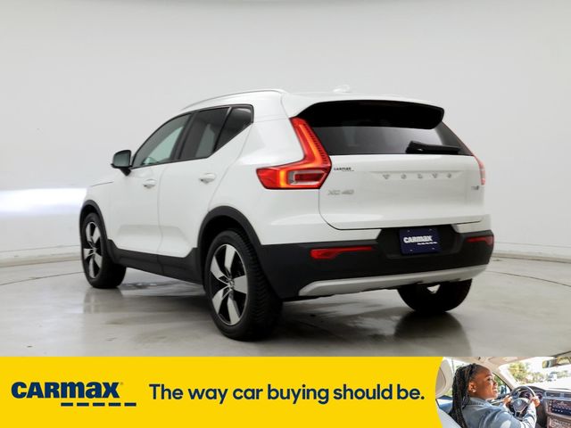 2019 Volvo XC40 Momentum