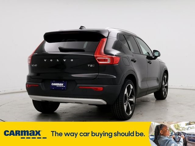 2019 Volvo XC40 Momentum