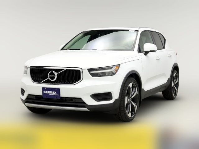 2019 Volvo XC40 Momentum