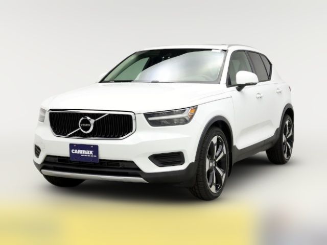 2019 Volvo XC40 Momentum