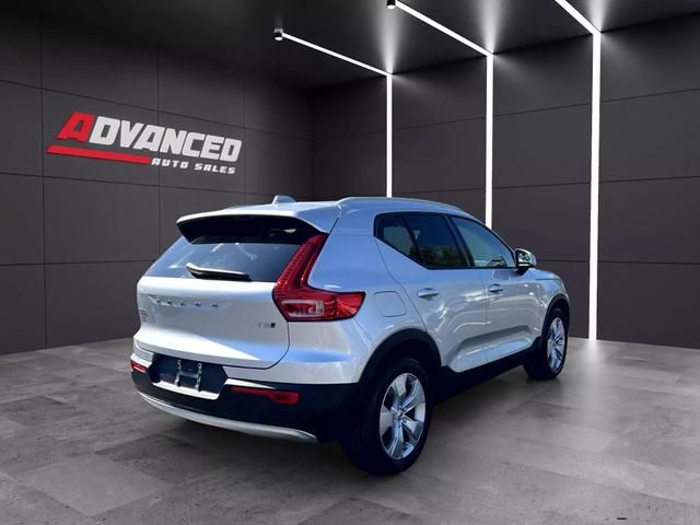 2019 Volvo XC40 Momentum