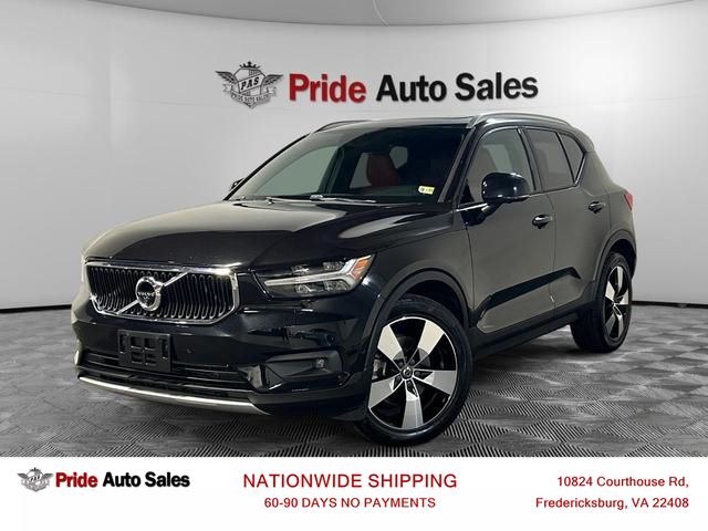 2019 Volvo XC40 Momentum