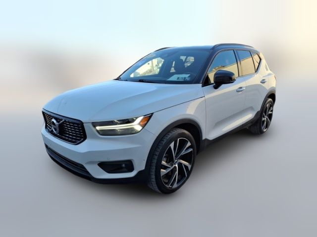 2019 Volvo XC40 R-Design