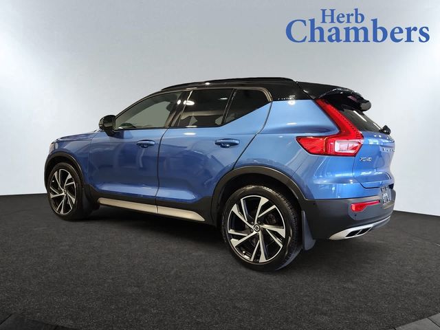 2019 Volvo XC40 R-Design